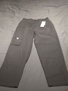 Liv Outdoor Women's Cargo Pants in Charcoal Gray NWT